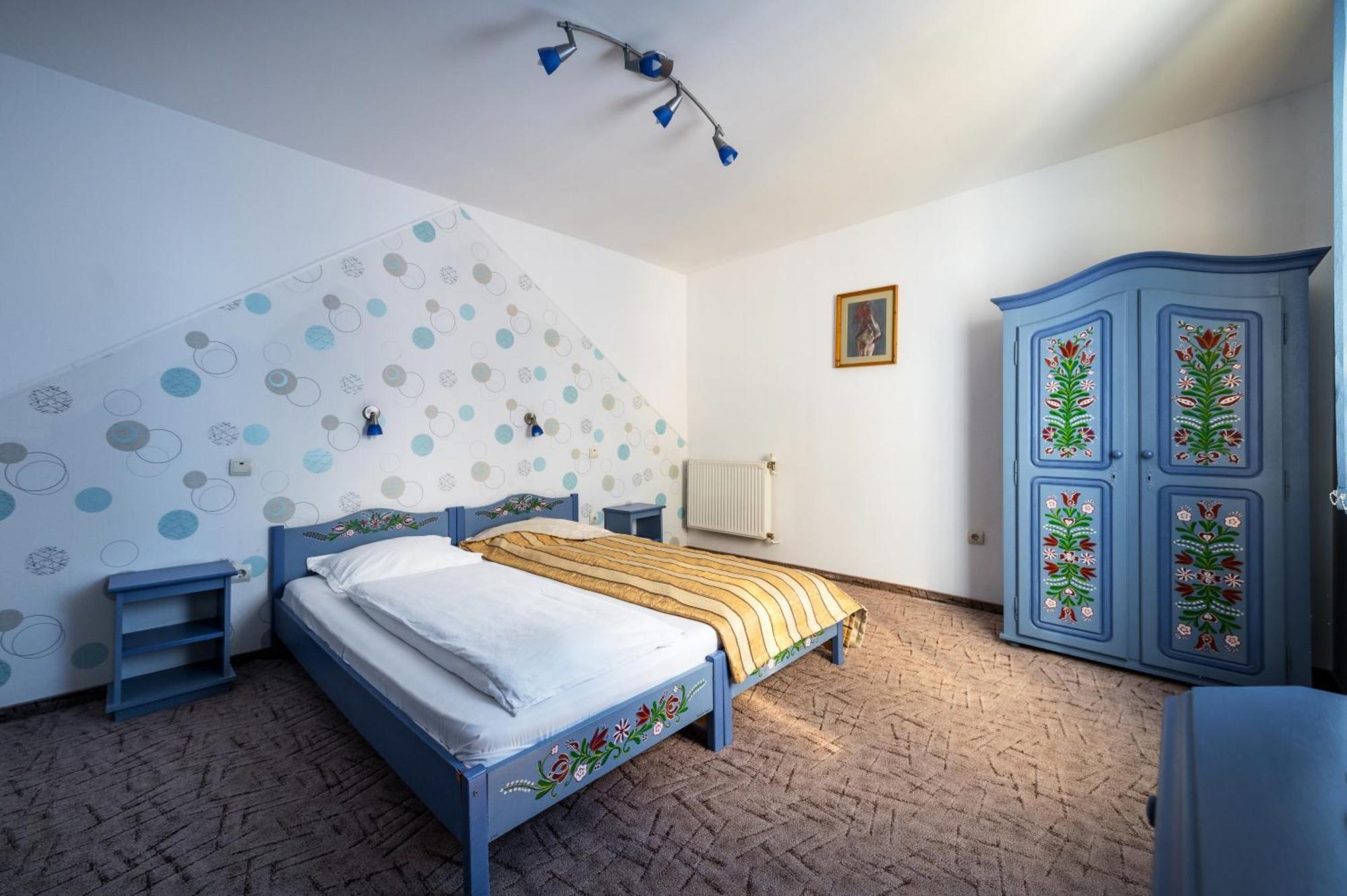Hotel Sugas Sfantu Gheorghe  Ngoại thất bức ảnh